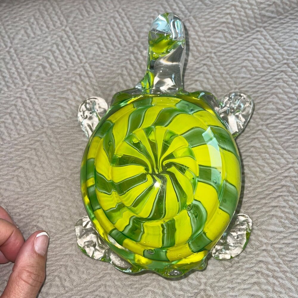 Gorgeous Designs Heavy Blown Glass Turtle Green Hollow Decorative Collectible
